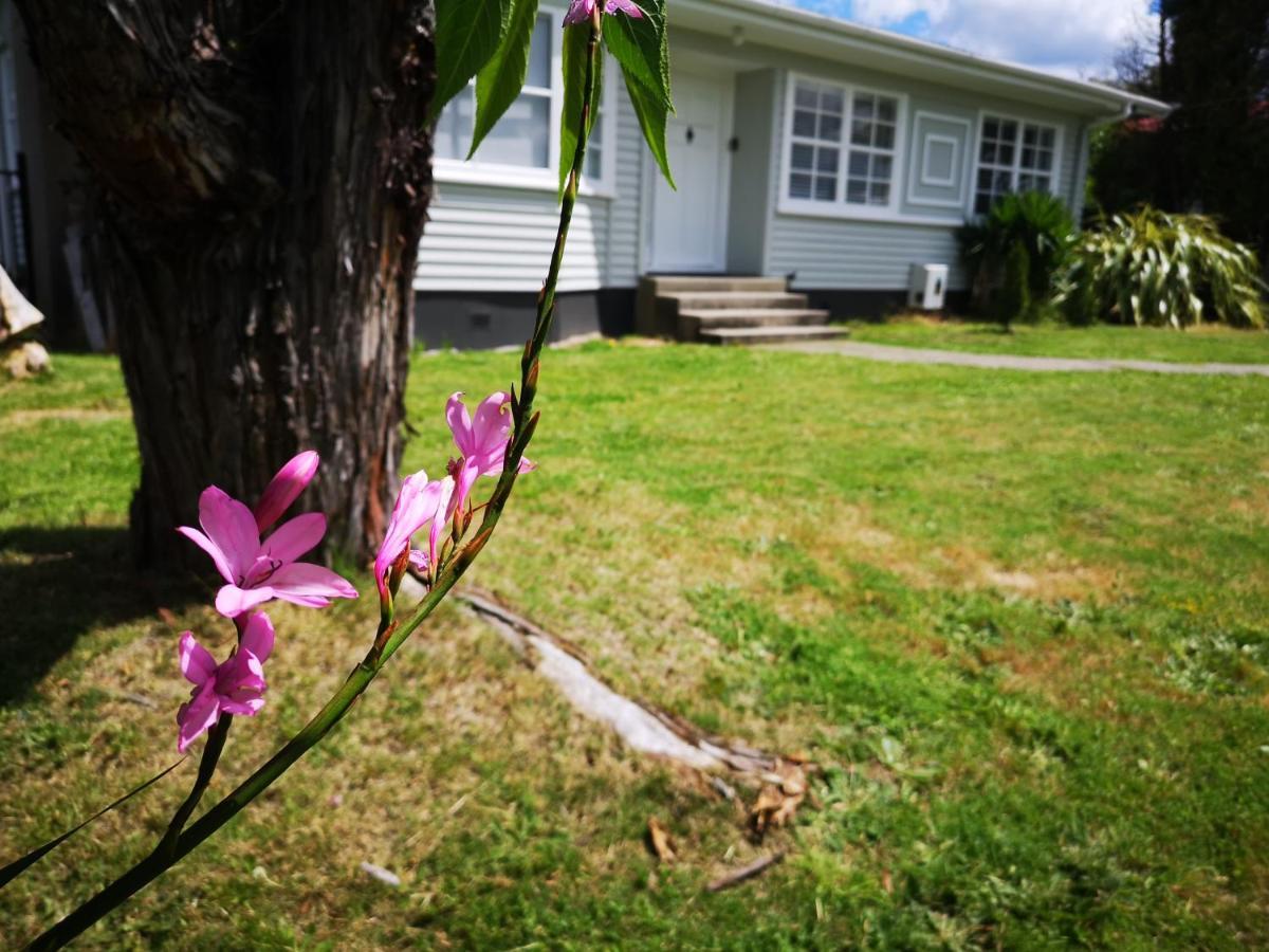Cheerful 4 Bedroom Holiday Home Rotorua Exterior foto